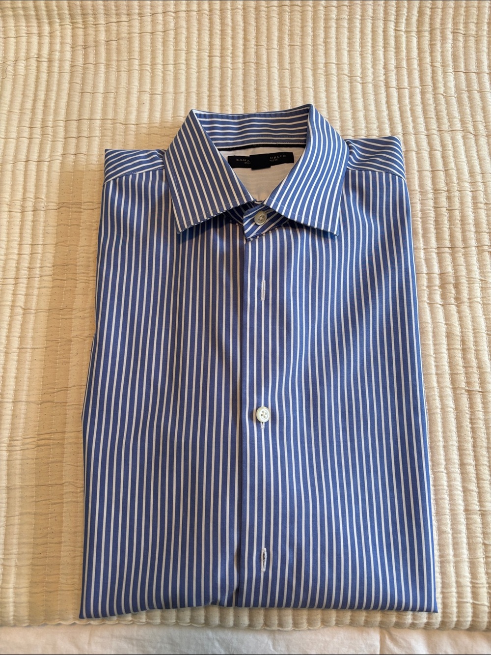 Banana Republic Men's Blue & White Stripe Dress Shirt